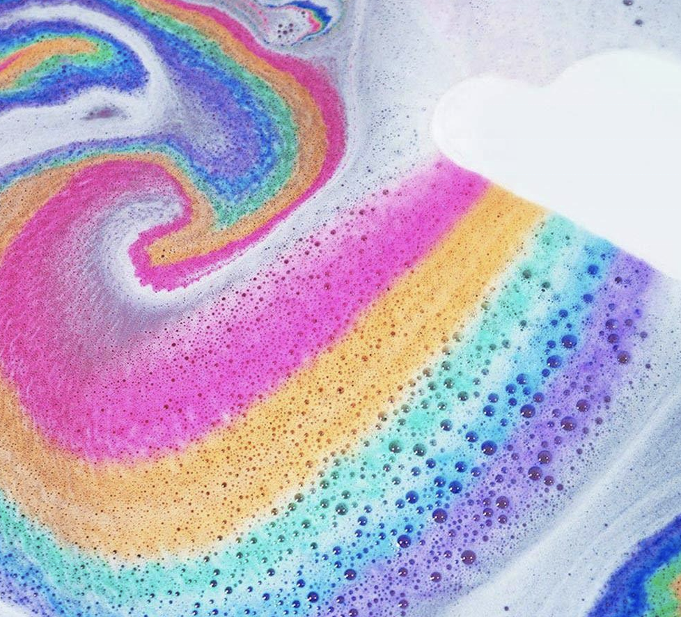 Bombe de bain arc en ciel